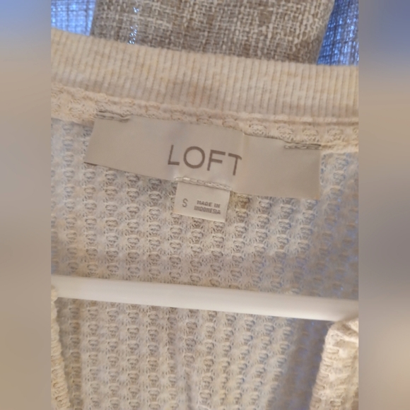 LOFT WOMEN'S SMALL LONG-SLEEVE WHITE TOP - Picture 2 of 4